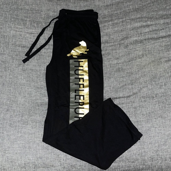 Harry Potter Store Other - Hufflepuff Pants/Pajamas
